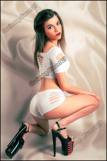 Genç azgın escort kızlar