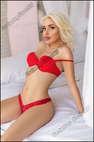 erkeklerin yeni seks kölesi azgın escort