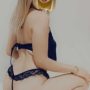 beyaz tenli zayıf escort naz